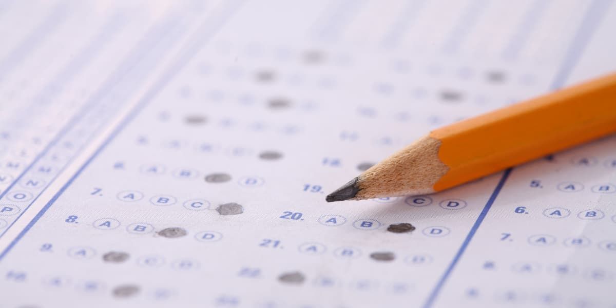 Todo lo que necesitas saber sobre el SAT y ACT: ¿Cúal examen es ideal para ti?