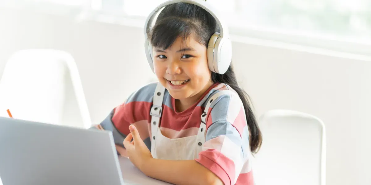 ESOLプログラムとは?海外進学に必須のアカデミック英語を伸ばすオンラインプログラム