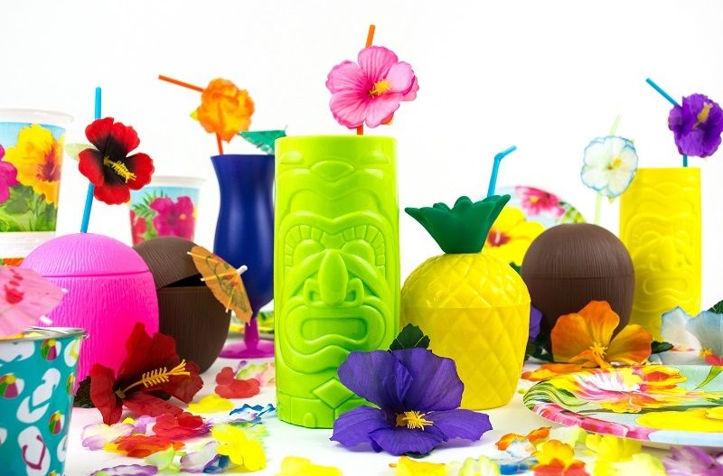 Luau Theme Party Supplies & Decorations