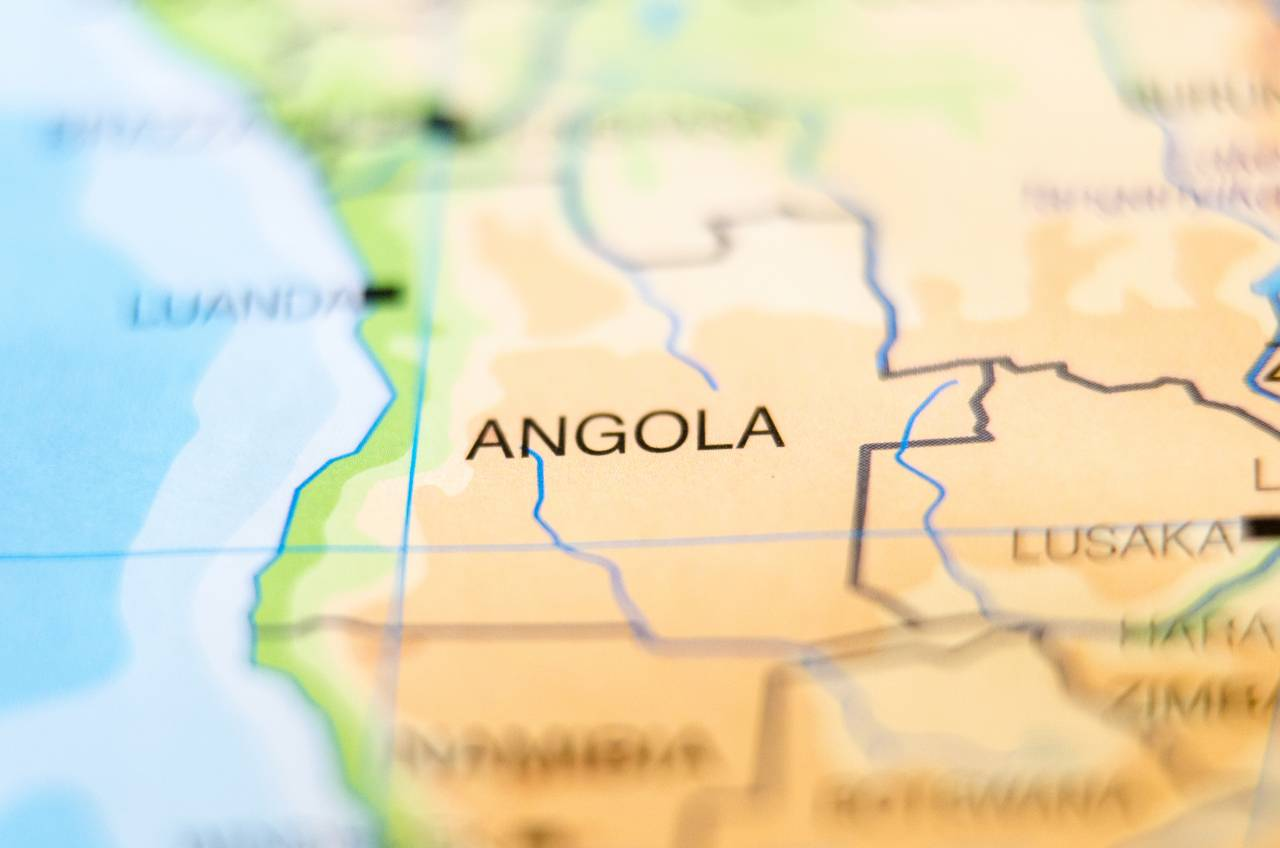 angola-politicka-mapa