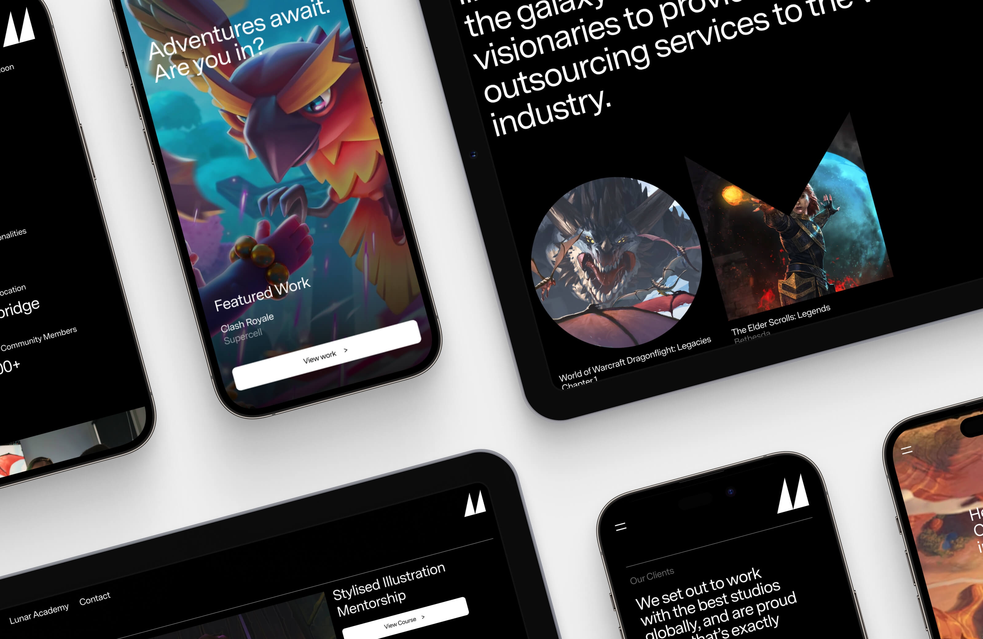 Compilatie van pagina's uit de mooncolony website