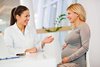 Harmony® Prenatal Test, Laden Sie sich die wichtigsten Fragen für Ihr Gespräch herunter.