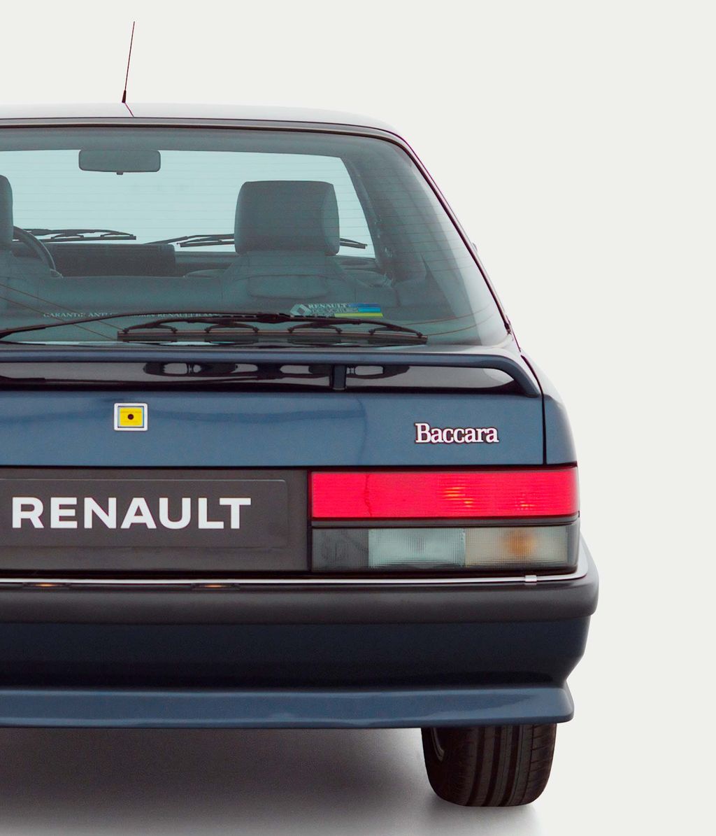 Renault 25 V6 Turbo Baccara 205cv - Vidéo