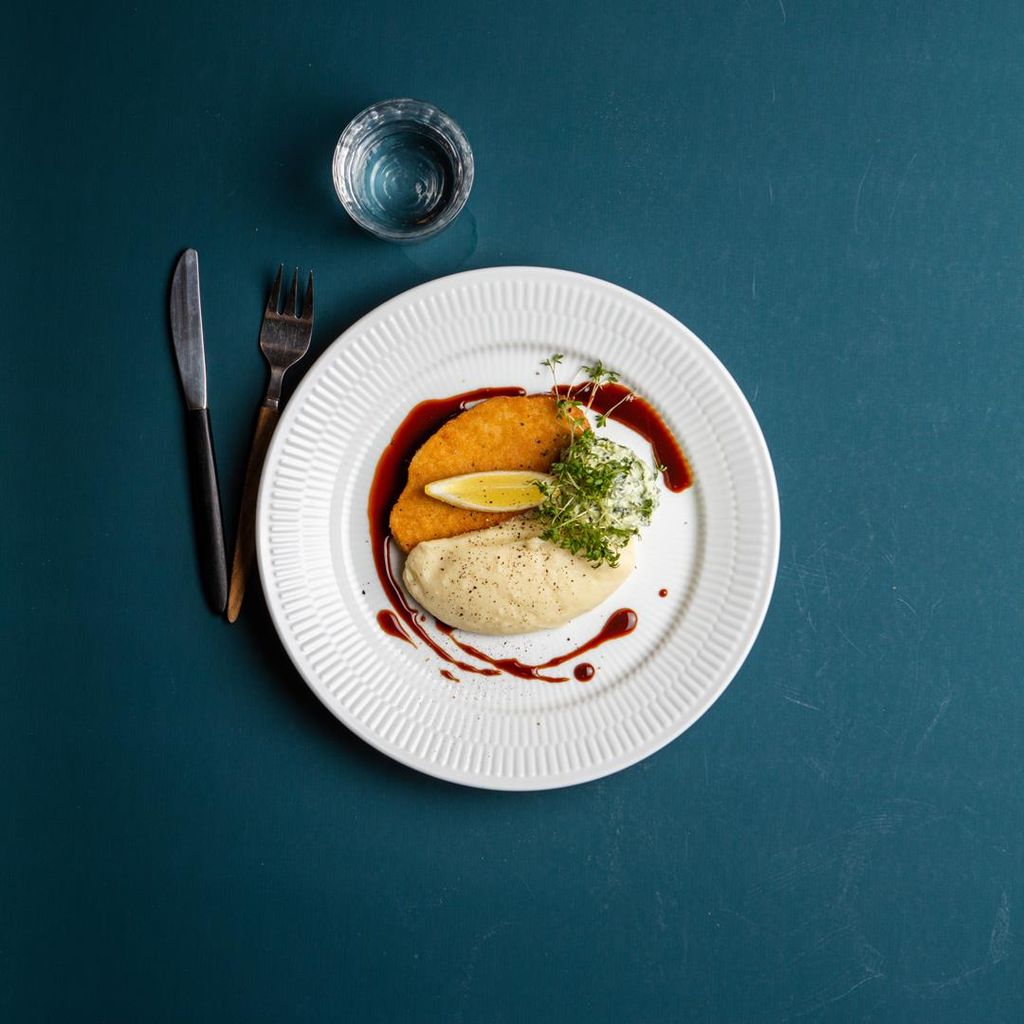 Vegoschnitzel med potatismos och färskostcréme
