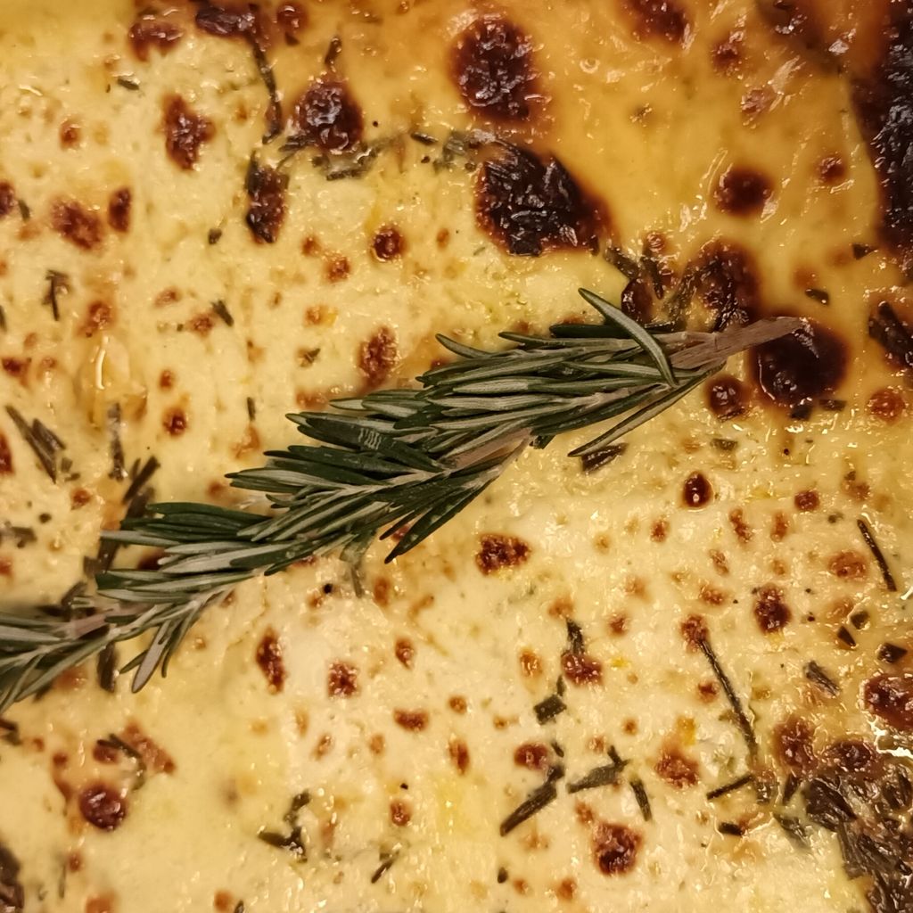 Apelsin- och rosmarinbakad lax