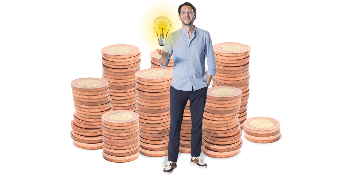 Jak si půjčit chytře - Tomáš Srovnaný, mince, rozsvícená žárovka
