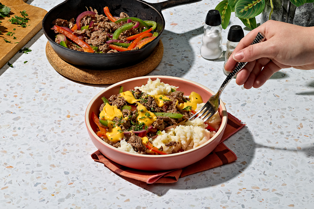 Cheesesteak Mashed Potato Bowl – Featured Image