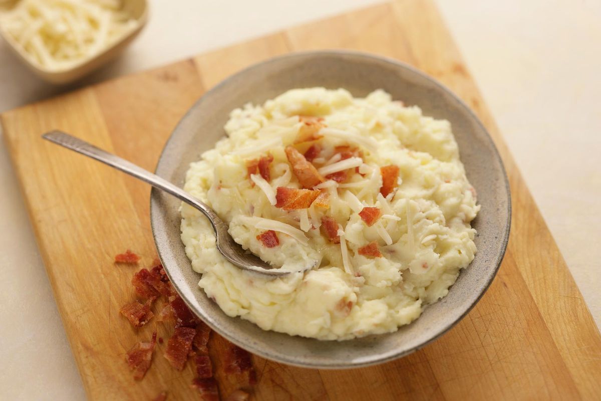 Smokey Golden Mashed Potatoes – Featured Image