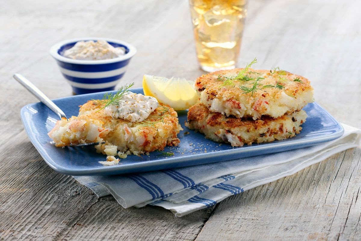 Mashed Potato Crab Cakes – Featured Image