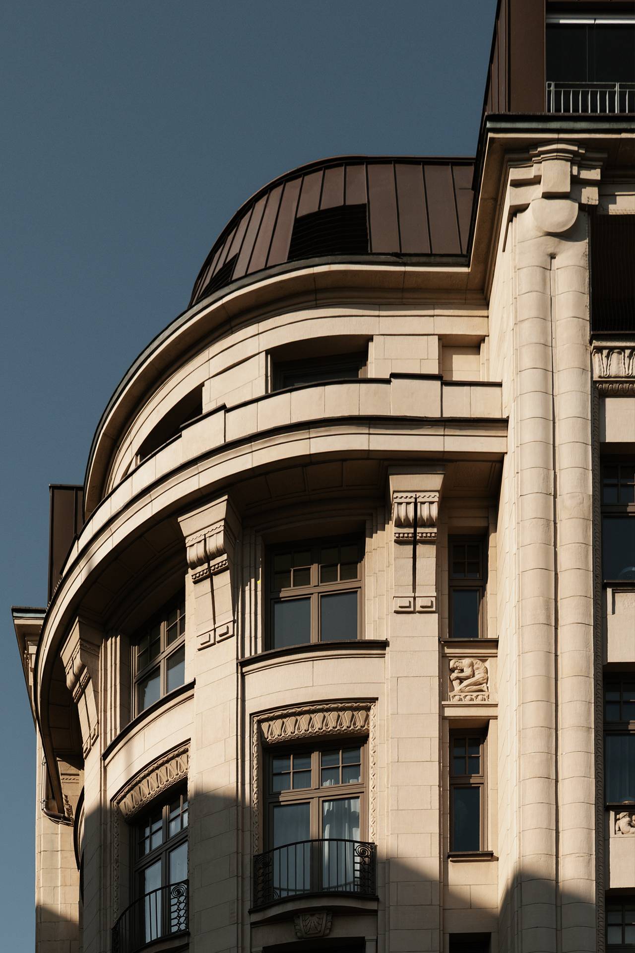 THE EMBASSIES HAMBURG CITY – Apartments, Club & Café