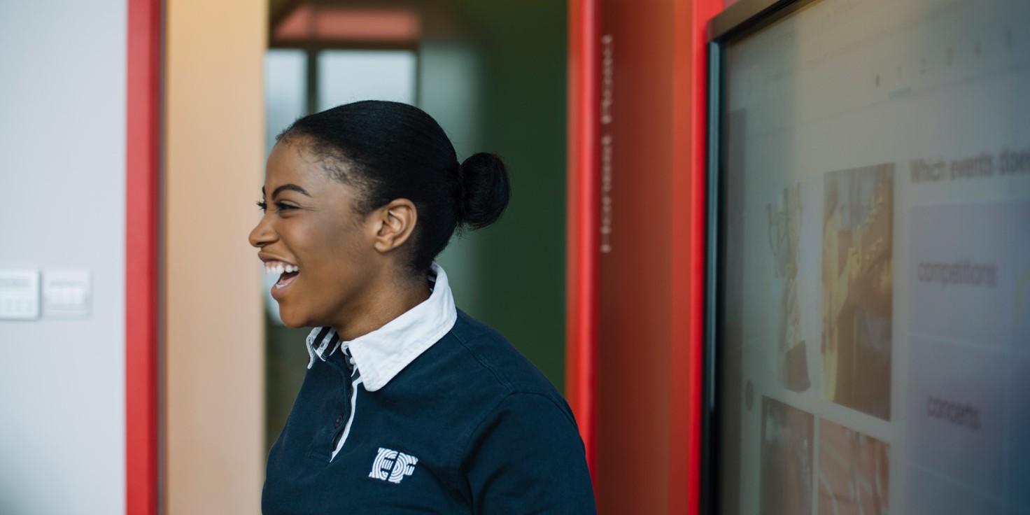 TEACHING ENGLISH FOR THE FIRST TIME IN CHINA