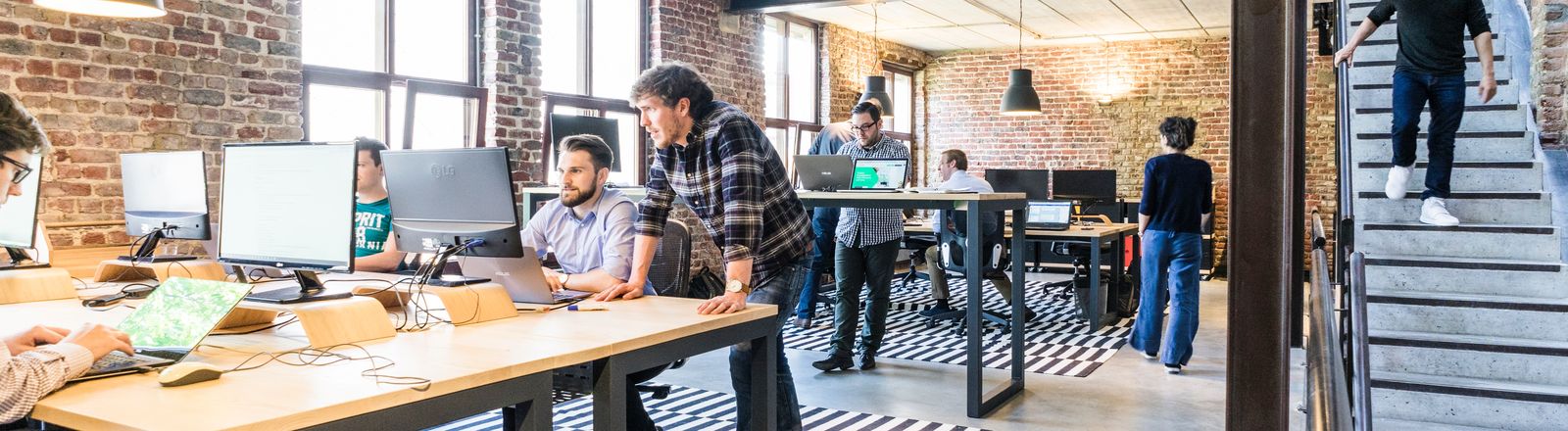 startup office