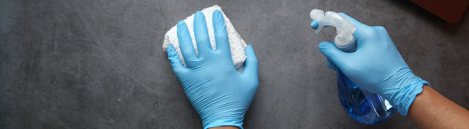 unsplash_disinfectant