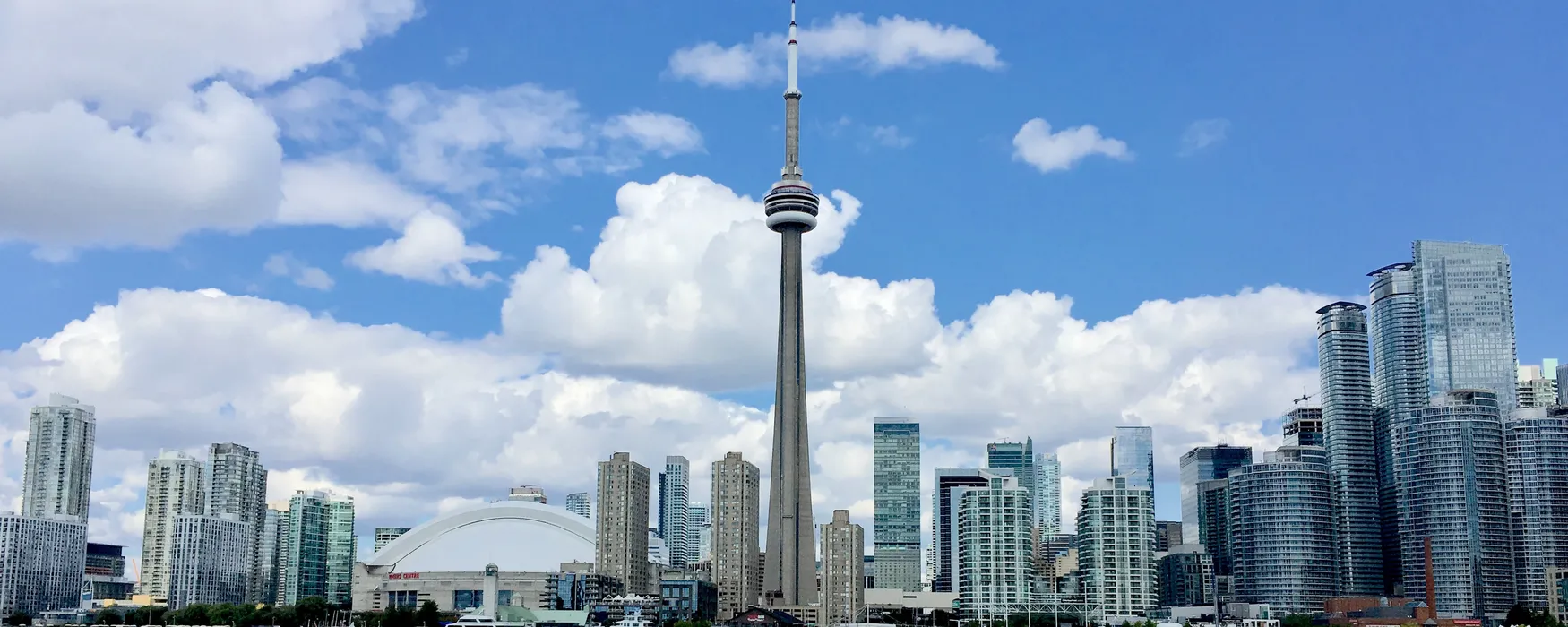Things to do in Toronto: catch this amazing skyline view