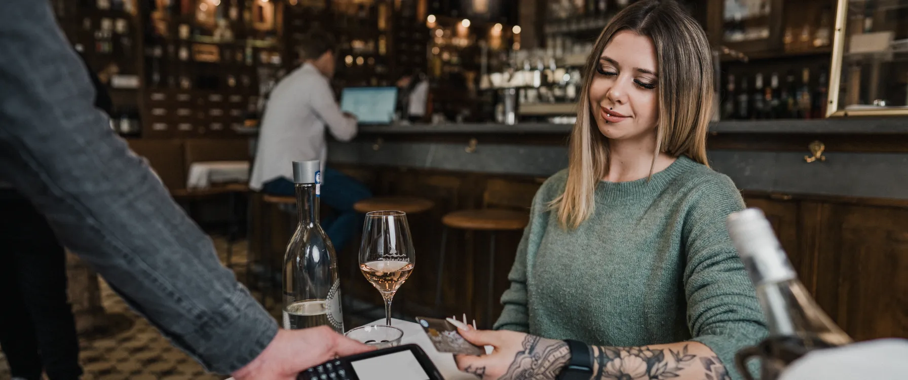 knowledge-hub header