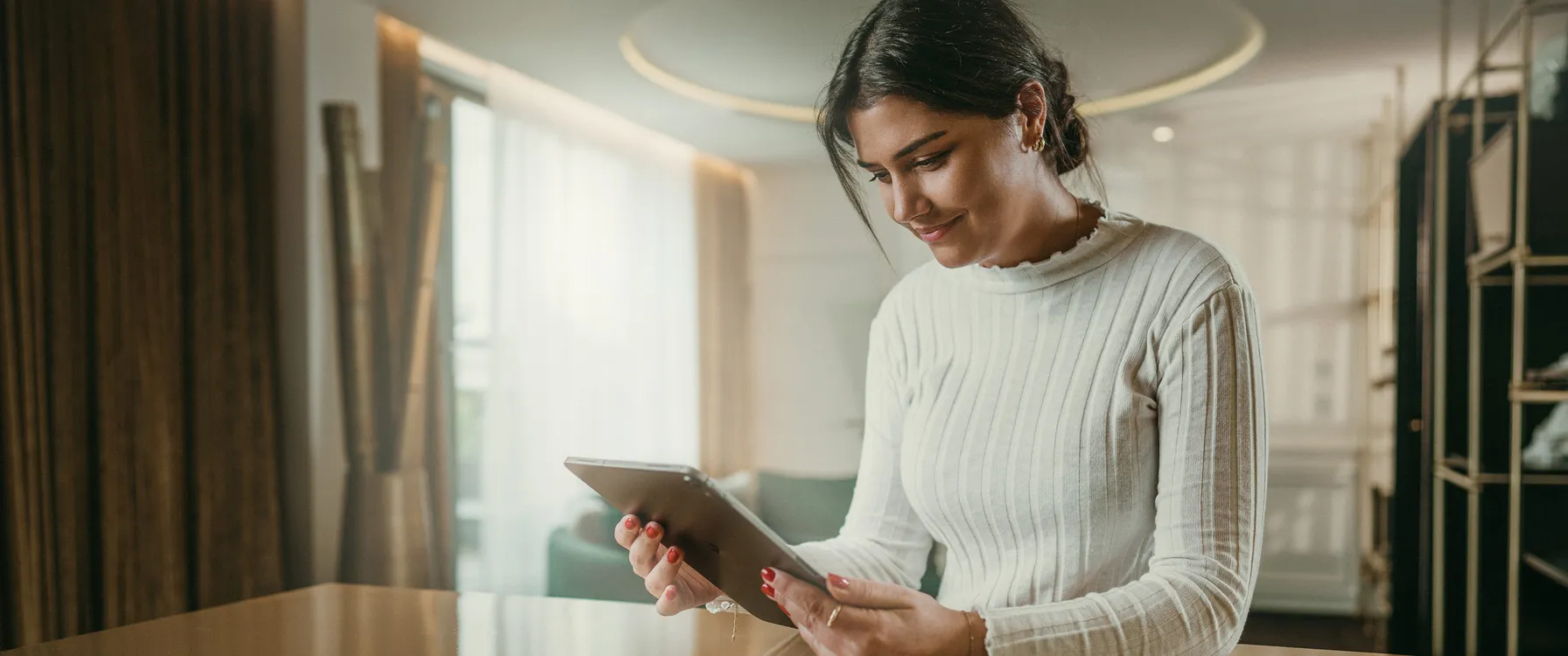 knowledge-hub header