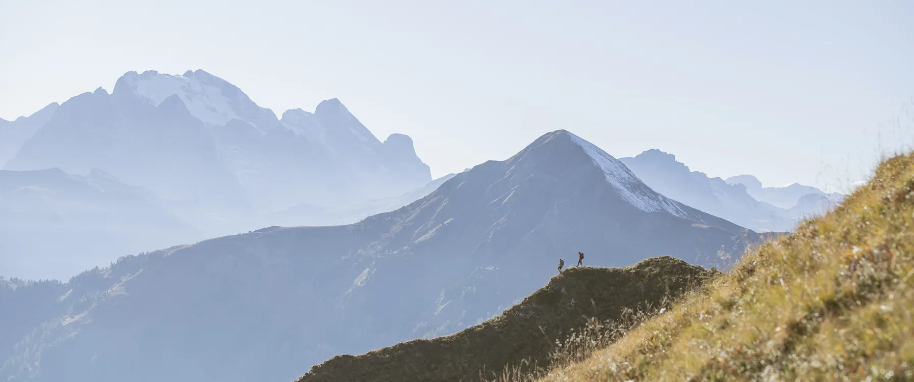 knowledge-hub header