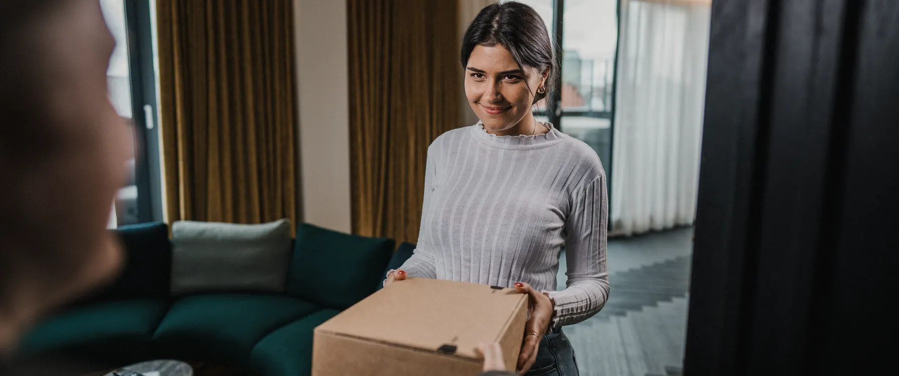 knowledge-hub header