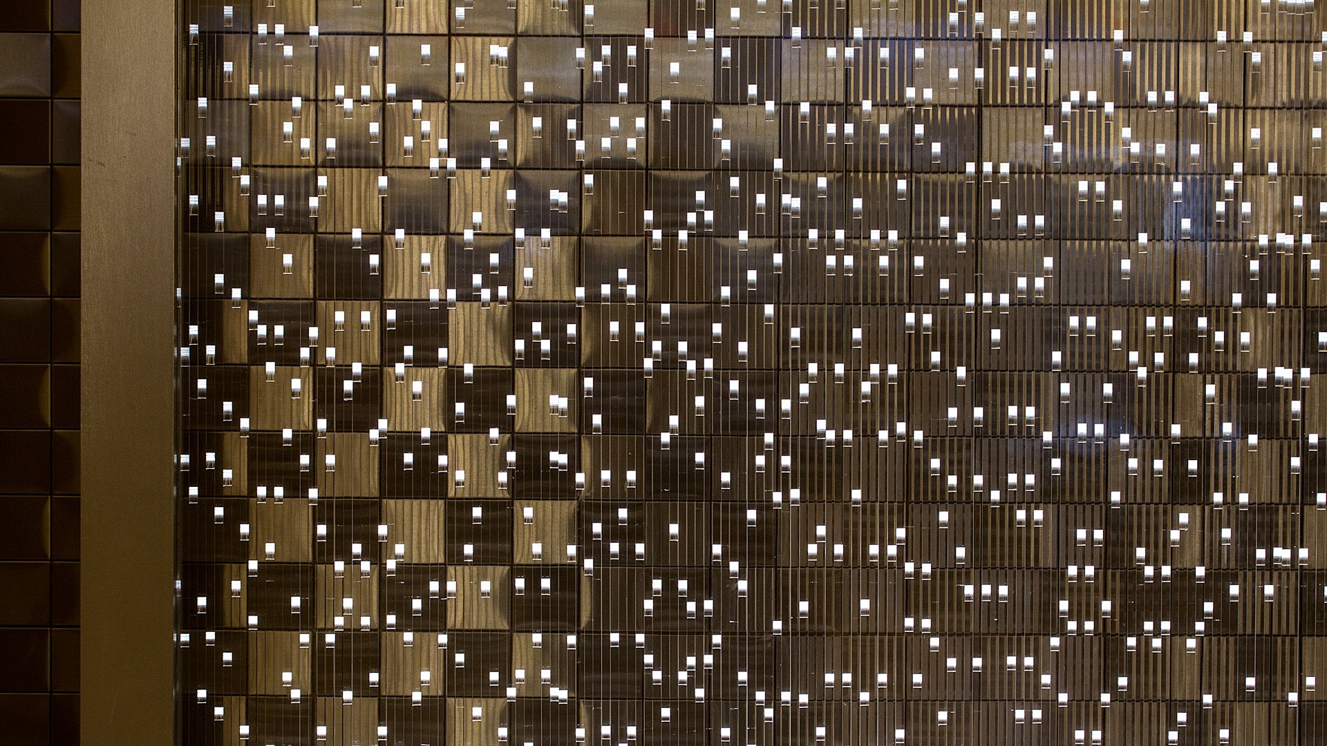 1385 Broadway Lobby | Sensitile