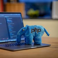 PHP vs. JavaScript - Vor- und Nachteile