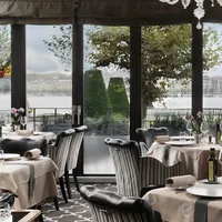 Windows Restaurant Geneva