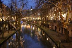 Utrecht Canals by night