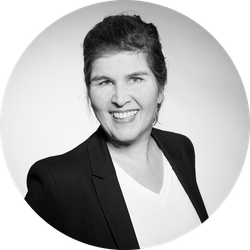 Susanne Kurz, Stellvertretende Leiterin KOINNO