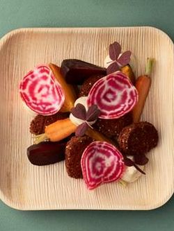 Åkerbönsnuggets med primörer & parmesanpotatis