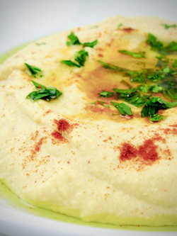 Hummus med kikärtor och röda linser