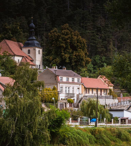 mala-ceska-ves