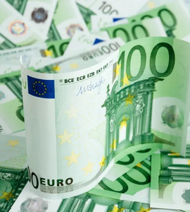100 eurové bankovky