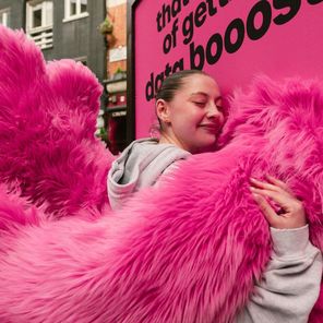 giff gaff huggable poster pablo