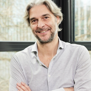 ex-dove cmo