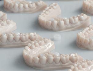 3D-Drucker mit Zahnmodellen