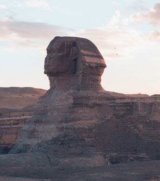 the sphinx in egypt at sunset