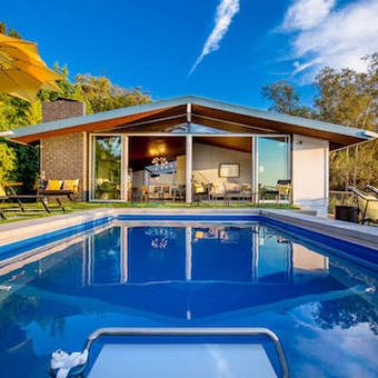 8 Luxury Pools at a Great Value