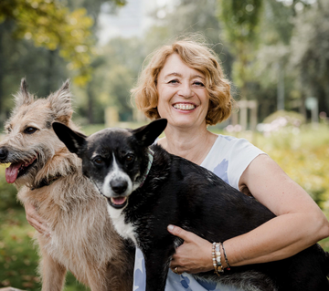 Mag.  Michaela  Marschall