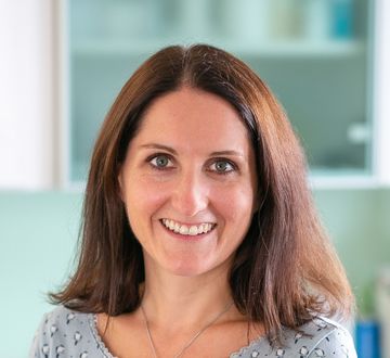 Dr.  Magdalena  Grosinger-Quass