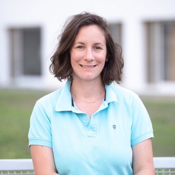 Dr. Marlies Haslinger