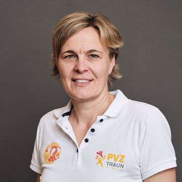 Dr. Lydia  Obernosterer