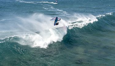 Ion Water Victor Fernandez Windsurf Action Wave