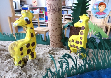 giraffen kleien met kleuters, kleuteridee, thema Afrika, kindergarten Africa theme 2.