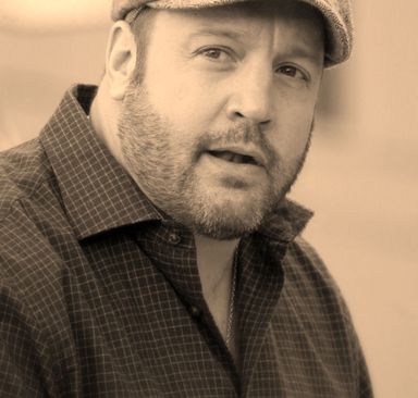Photo of Kevin James
