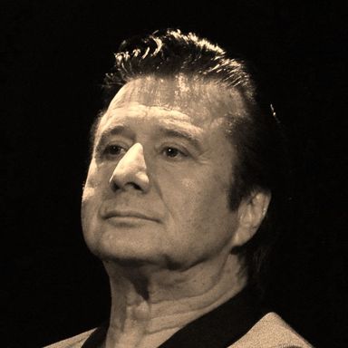 Photo of Steve Perry