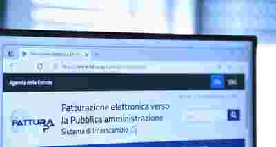 Wie werden elektronische Rechnungen in Italien verschickt?
