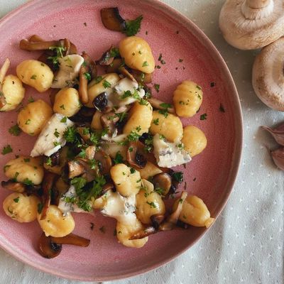 Gnocchi med svampe og gorgonzola