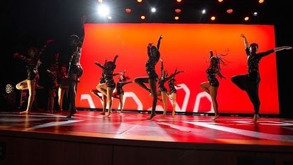 Dancers performing at Honors 2022
