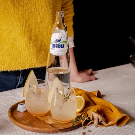 BRU Natuurlijk Licht Bruisend Mineraalwater glas 1l