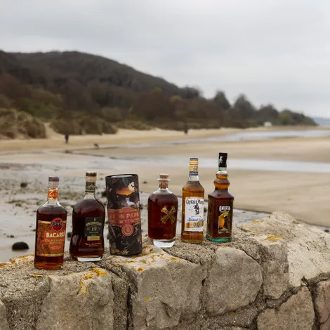 Bruine rum: van de Caraïben tot jouw glas
