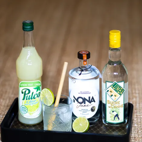 Shake, Mix & Mocktail Bingo: Vier Tournée Minérale